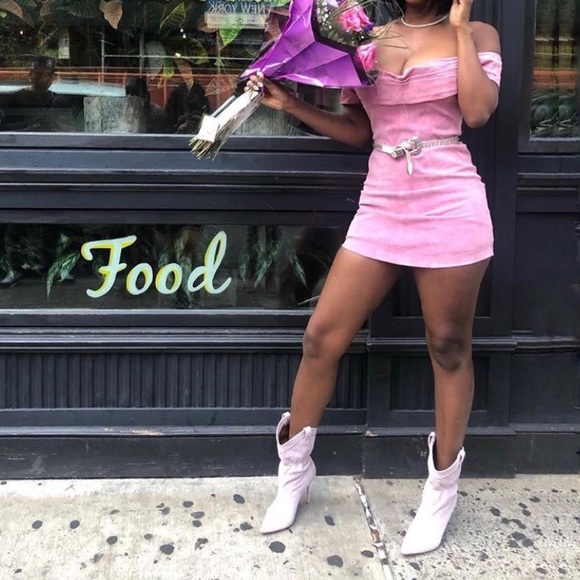 Meet The Posher: Charlie - Picture 5 of 8